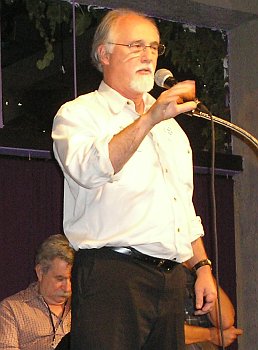 Paul Krehbiel speaking at the Heartland Cafe
